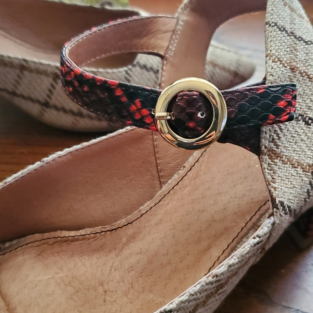 Matiko Shoes - Picture 5 of 5